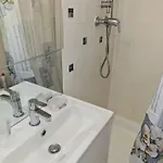 Studio- Antibes-juan Les Pins- Cote D'azur アンティーブ