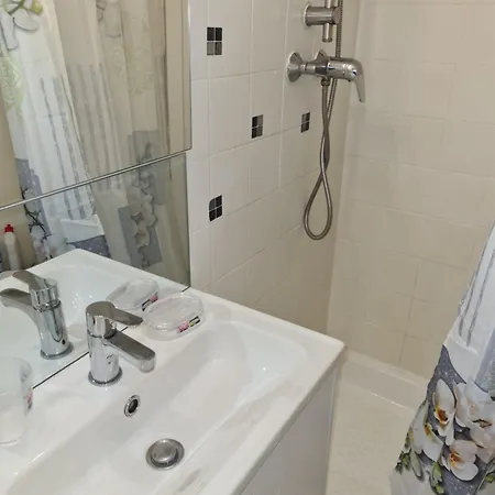 Studio- Antibes-juan Les Pins- Cote D'azur Antibes