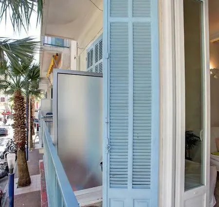 Apartamento Studio- Antibes-juan Les Pins- Cote D'azur *