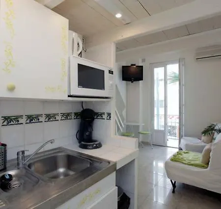 Studio- Antibes-juan Les Pins- Cote D'azur Antibes