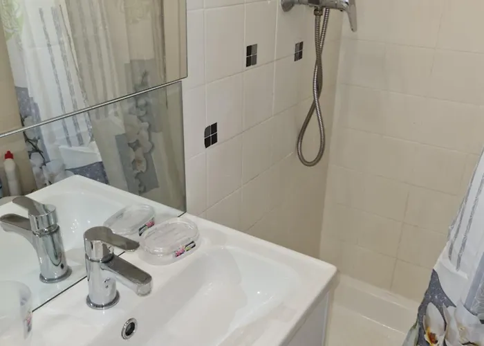 Studio- Antibes-juan Les Pins- Cote D'azur Antibes